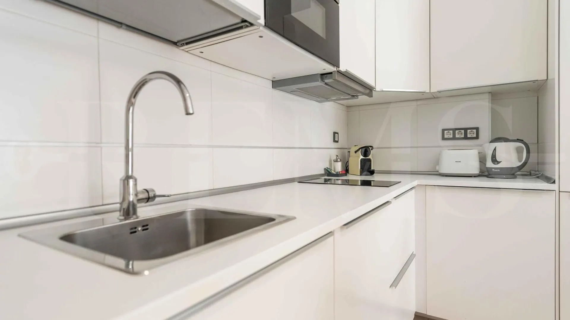 Adorable Flat With Private Parking In The Center By Rems Apartment Malaga