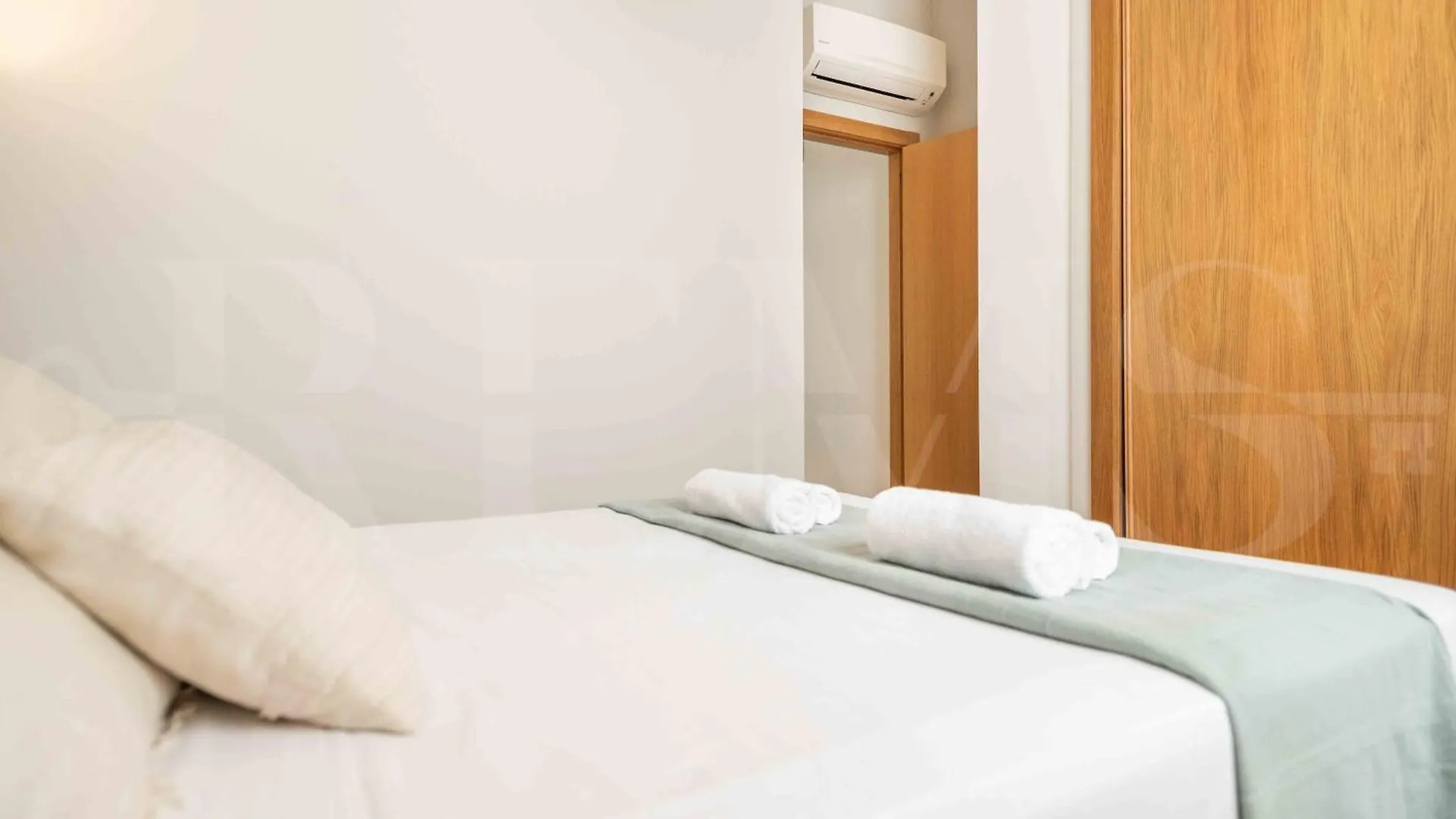 Adorable Flat With Private Parking In The Center By Rems Apartment Malaga